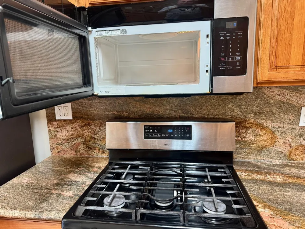701 Corlano Avenue Santa Rosa, CA 95404