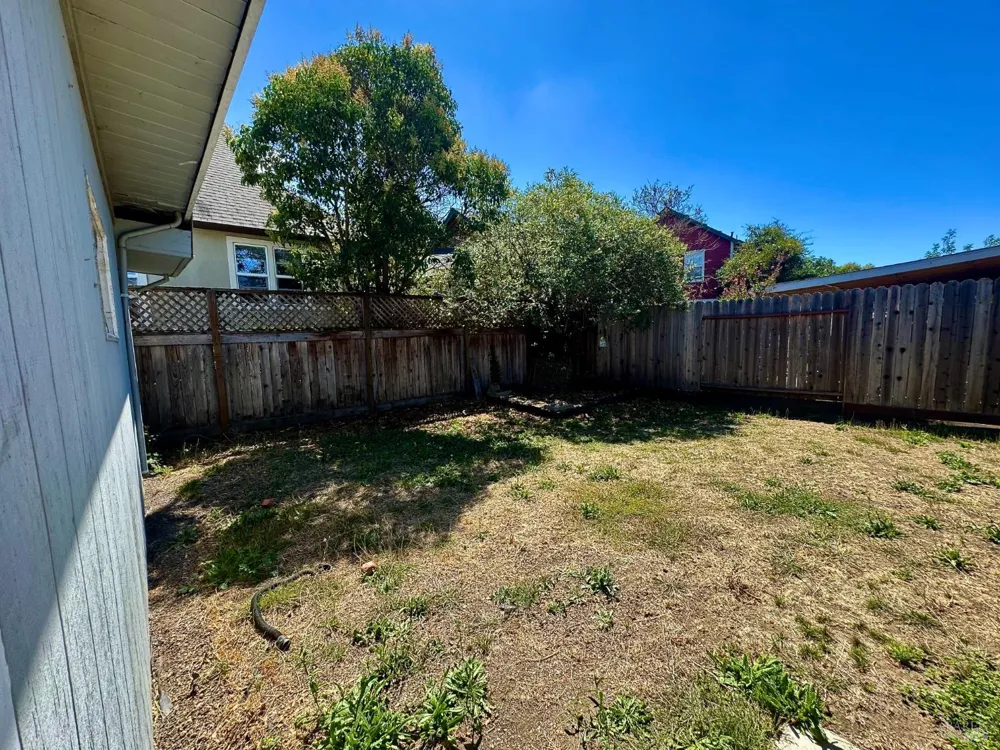 701 Corlano Avenue Santa Rosa, CA 95404