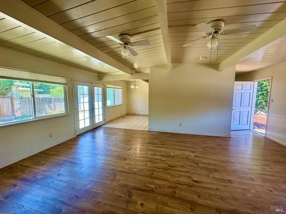 701 Corlano Avenue Santa Rosa, CA 95404