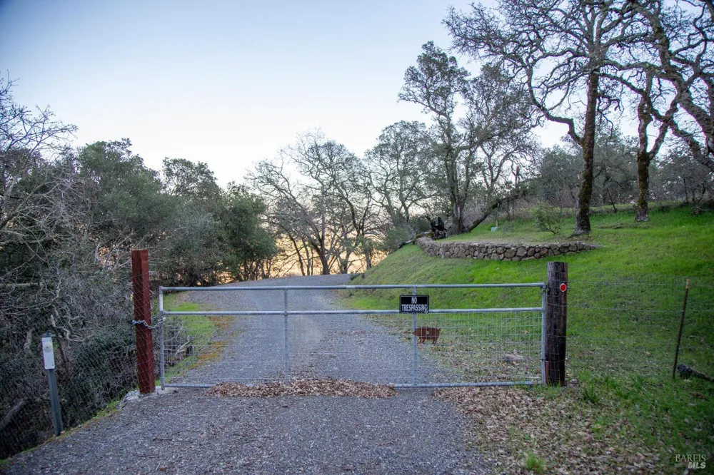 3576 Monticello Road Napa, CA 94558