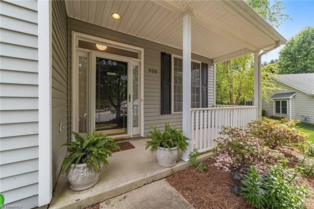 900 Biloxi Avenue Kernersville, NC 27284