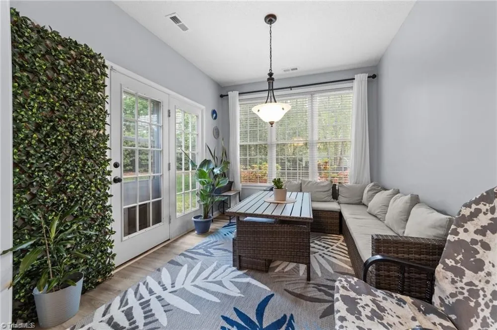 900 Biloxi Avenue Kernersville, NC 27284