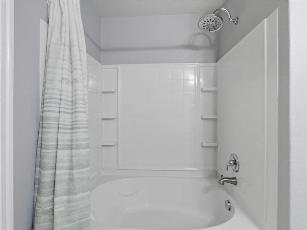 414 Walnut Crest Selma, TX 78154