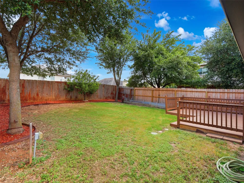 414 Walnut Crest Selma, TX 78154