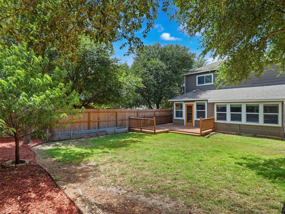 414 Walnut Crest Selma, TX 78154