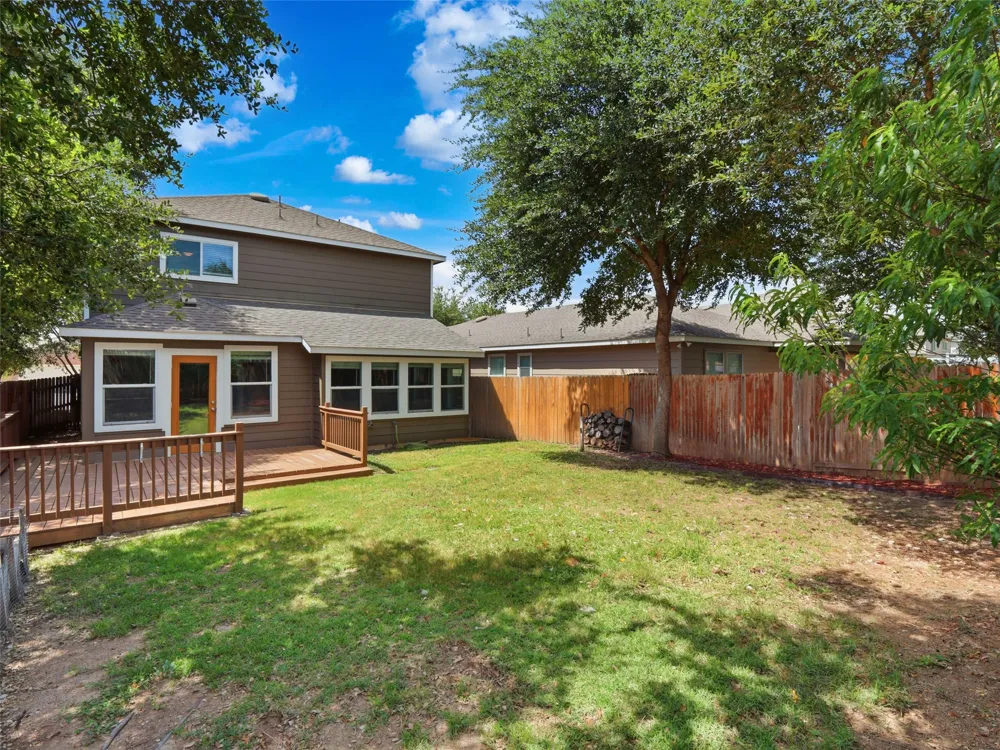 414 Walnut Crest Selma, TX 78154