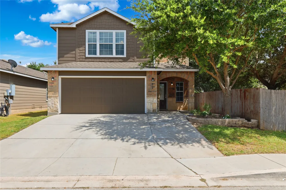 414 Walnut Crest Selma, TX 78154