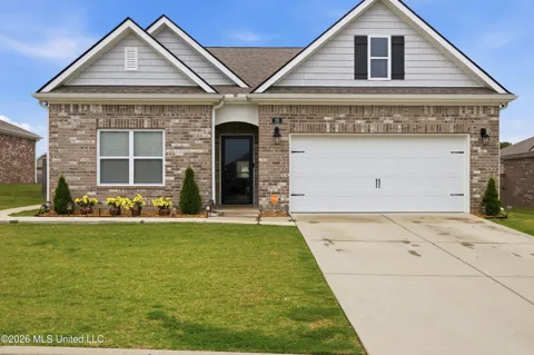 28 Twin Lakes Drive