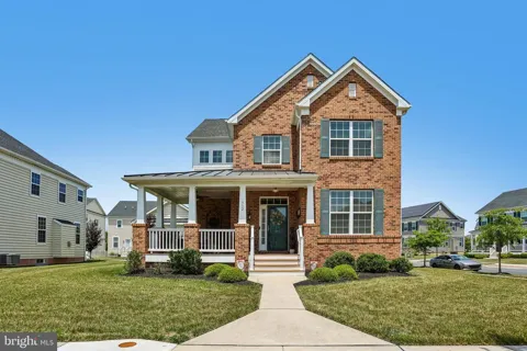 332 SUN BOULEVARD