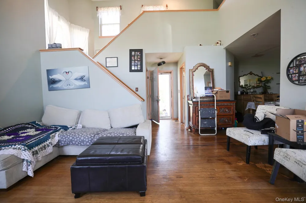 16 McLaughlin Way Washingtonville, NY 10992