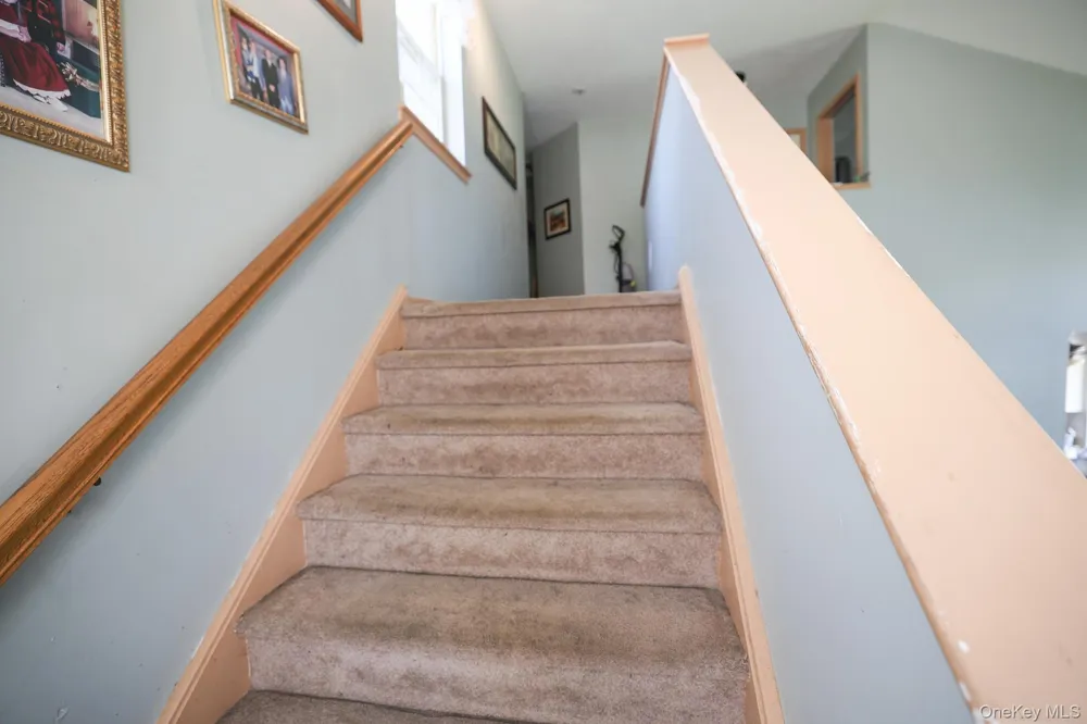 16 McLaughlin Way Washingtonville, NY 10992