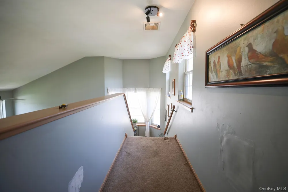 16 McLaughlin Way Washingtonville, NY 10992
