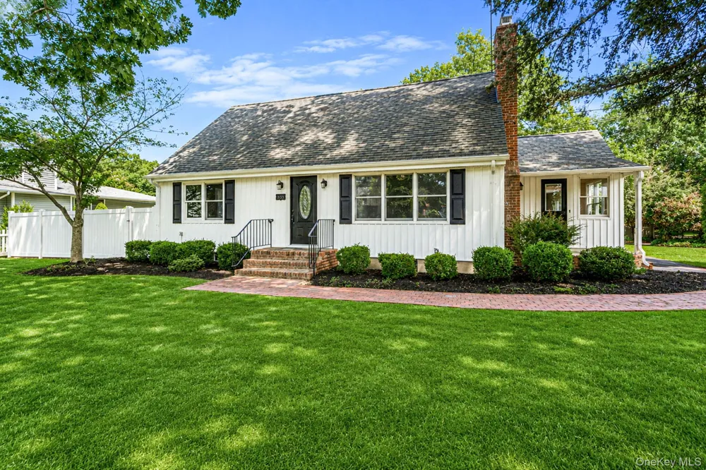 273 Cambon Avenue Saint James, NY 11780