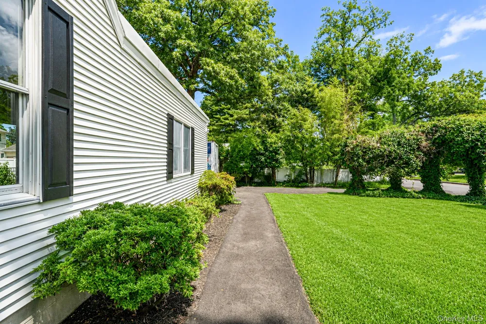 273 Cambon Avenue Saint James, NY 11780