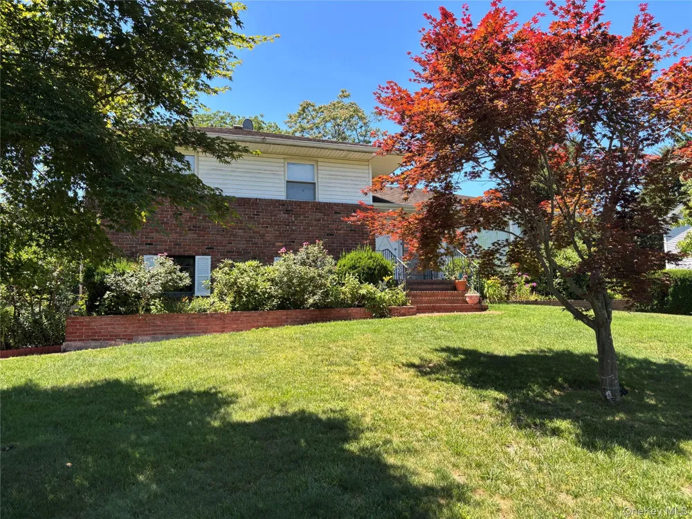 71 Willits Road Glen Cove, NY 11542