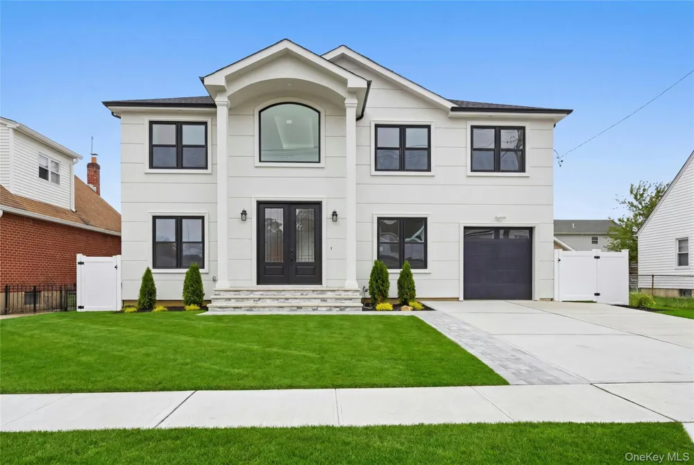 1104 Washington Avenue Westbury, NY 11590