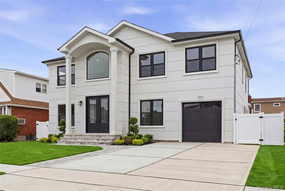 1104 Washington Avenue Westbury, NY 11590