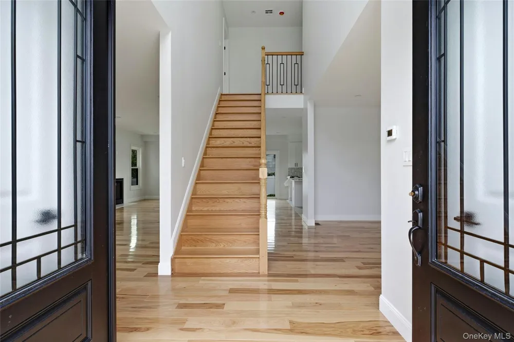 1104 Washington Avenue Westbury, NY 11590