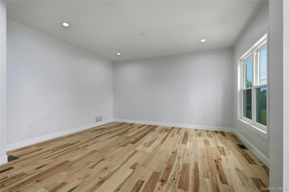 1104 Washington Avenue Westbury, NY 11590