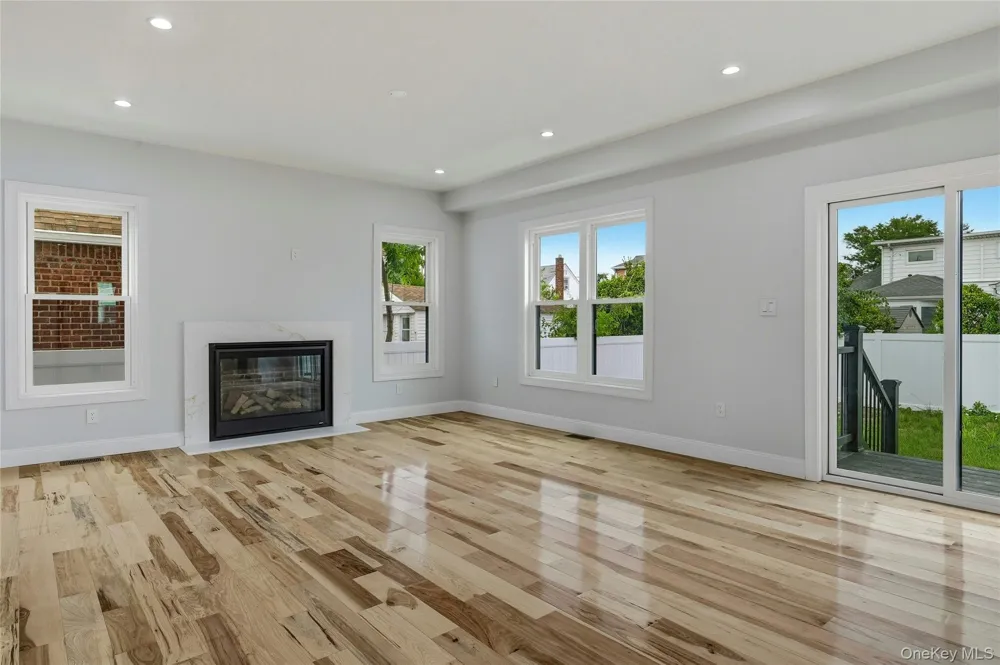 1104 Washington Avenue Westbury, NY 11590