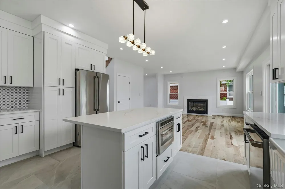 1104 Washington Avenue Westbury, NY 11590