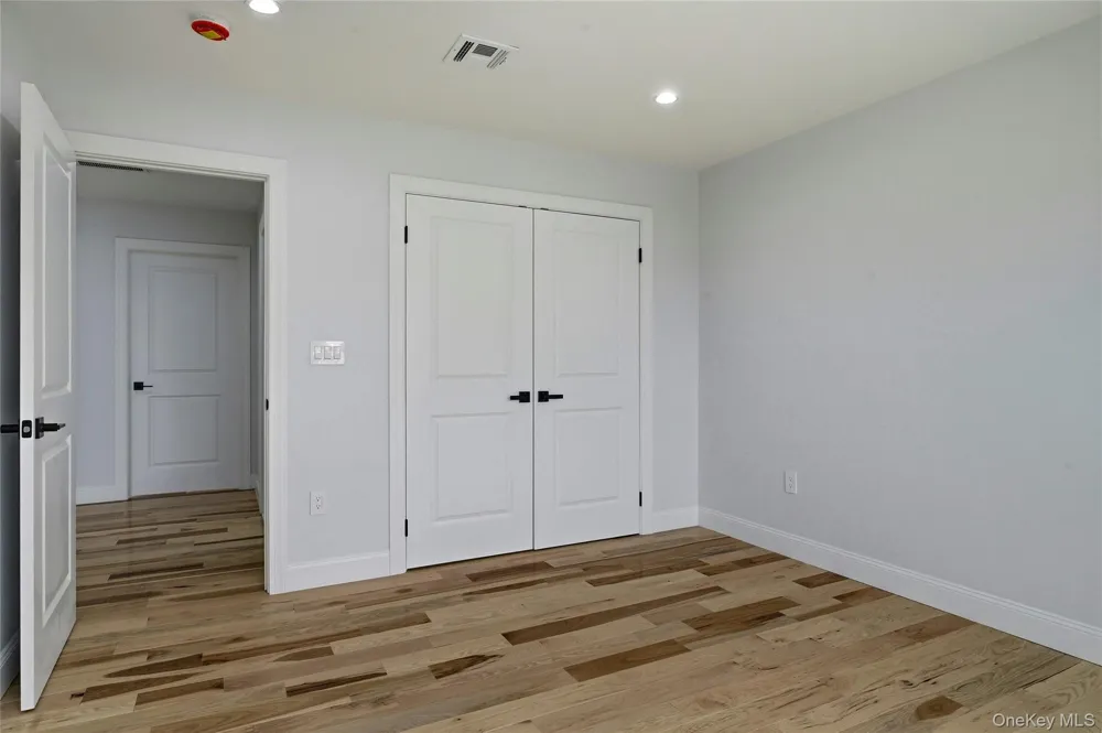 1104 Washington Avenue Westbury, NY 11590