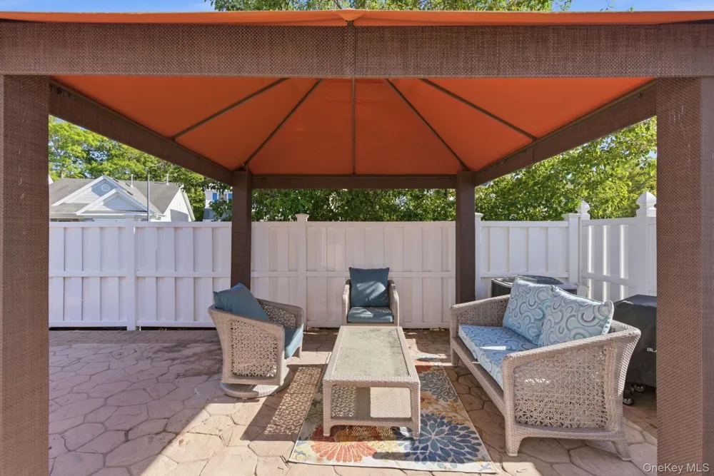 1 Robert Lane Middle Island, NY 11953