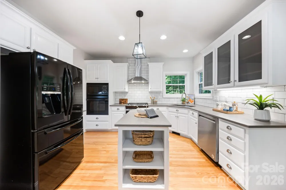 5355 Shannamara Drive Matthews, NC 28104
