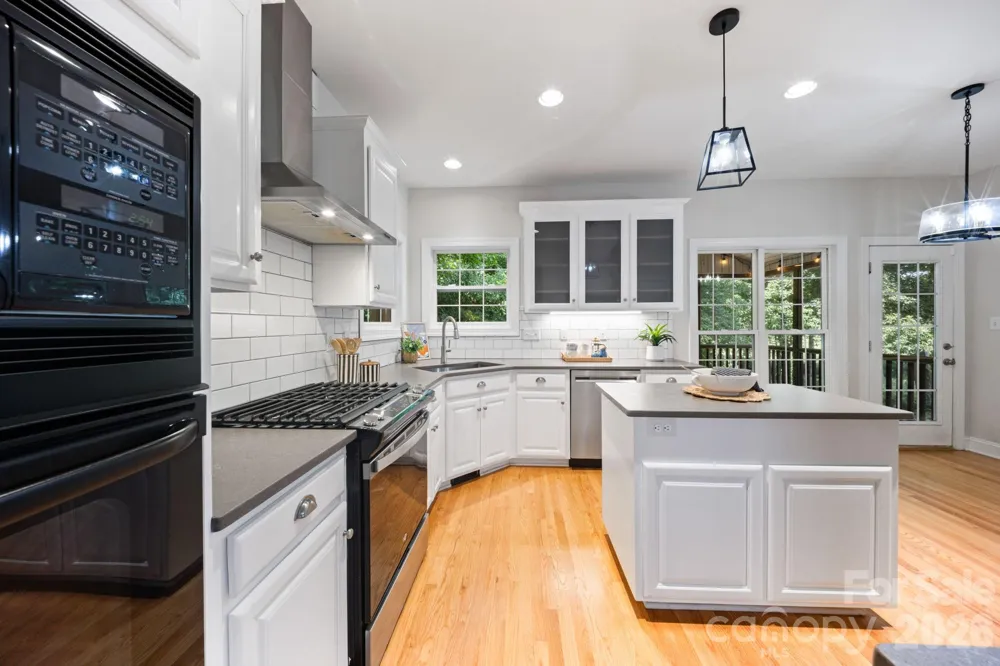 5355 Shannamara Drive Matthews, NC 28104