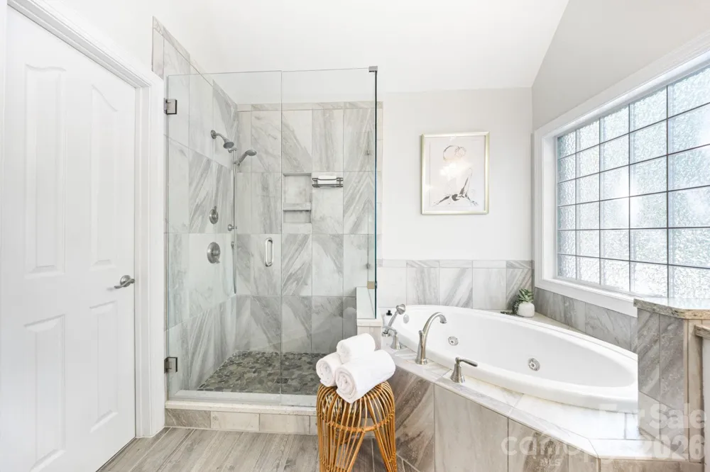 5355 Shannamara Drive Matthews, NC 28104
