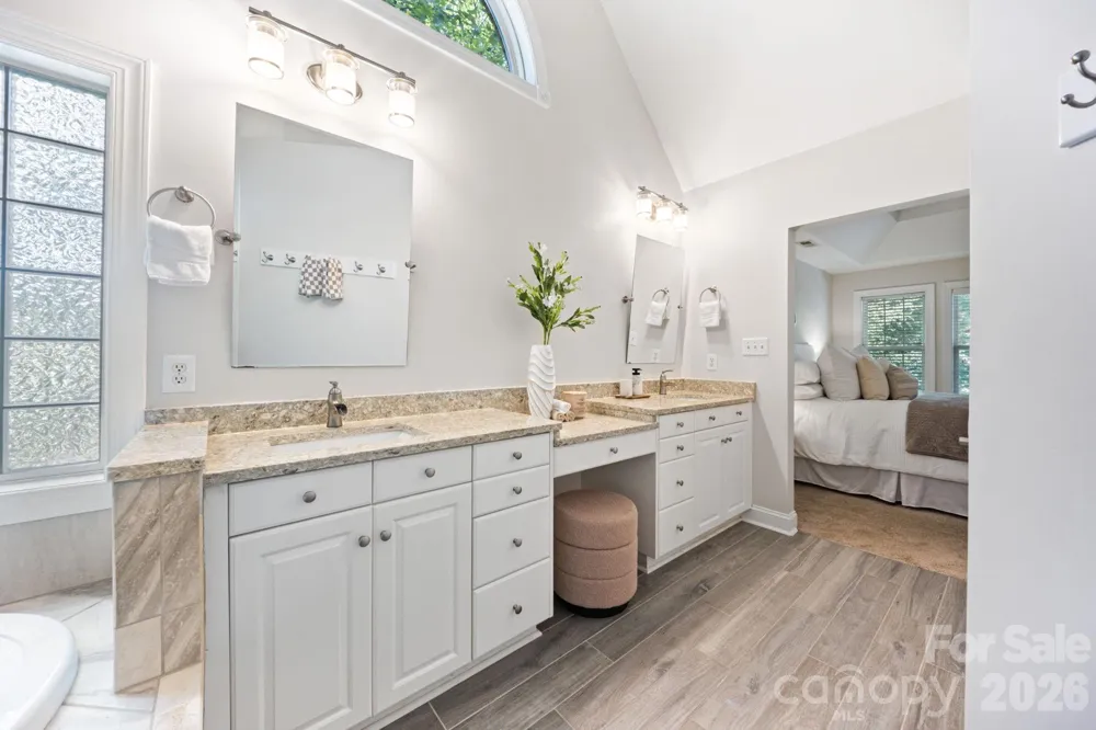 5355 Shannamara Drive Matthews, NC 28104