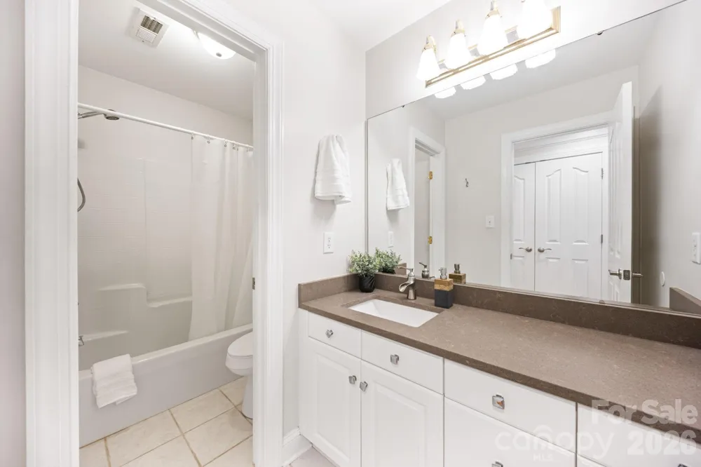 5355 Shannamara Drive Matthews, NC 28104