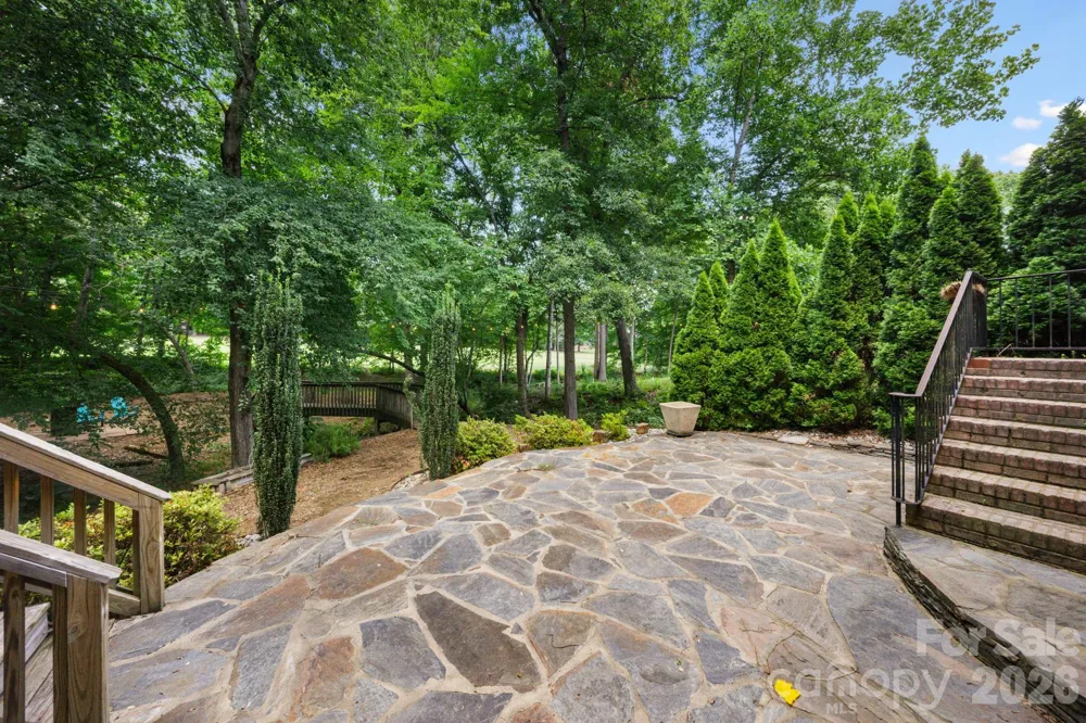 5355 Shannamara Drive Matthews, NC 28104