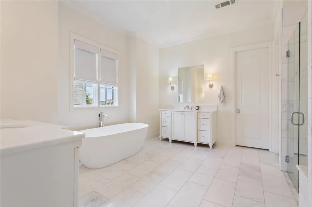 14019 RW COURT Woodway, TX 76712