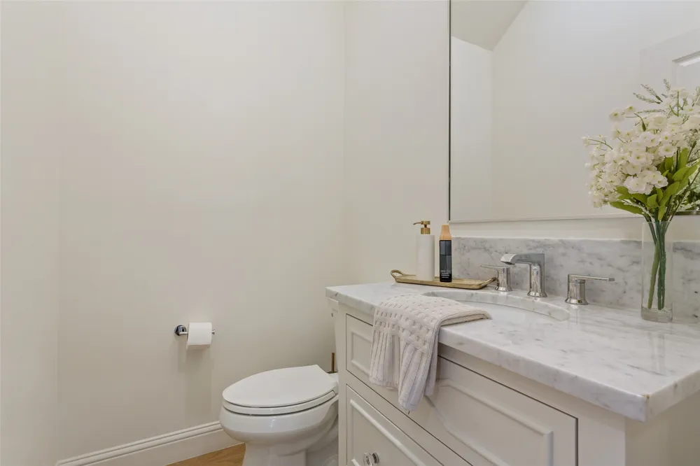 14019 RW COURT Woodway, TX 76712