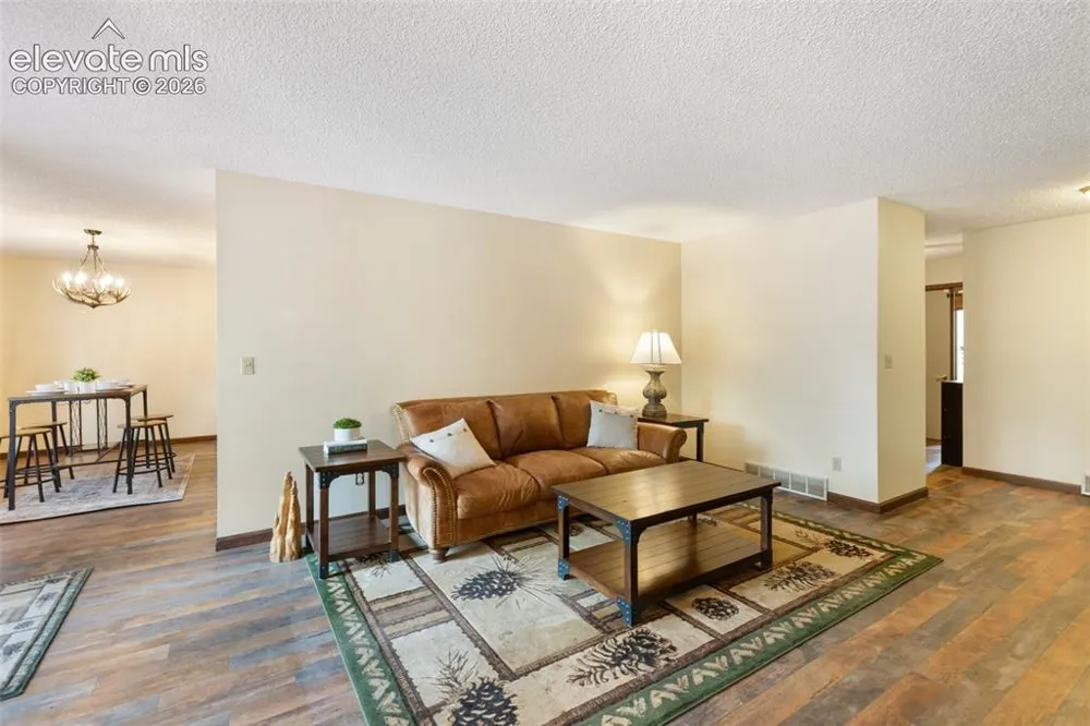 723 Pine Street Woodland Park, CO 80863