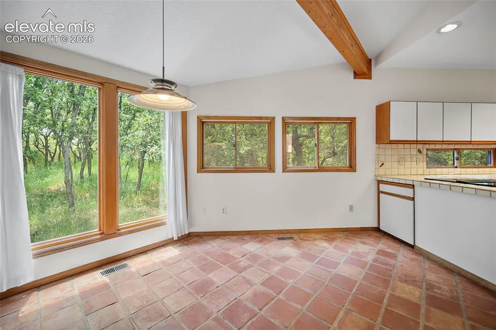 609 Crystal Hills Boulevard Manitou Springs, CO 80829