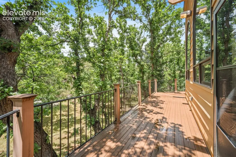 609 Crystal Hills Boulevard Manitou Springs, CO 80829