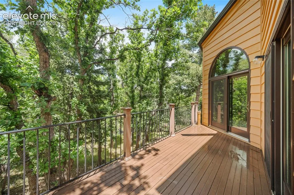 609 Crystal Hills Boulevard Manitou Springs, CO 80829