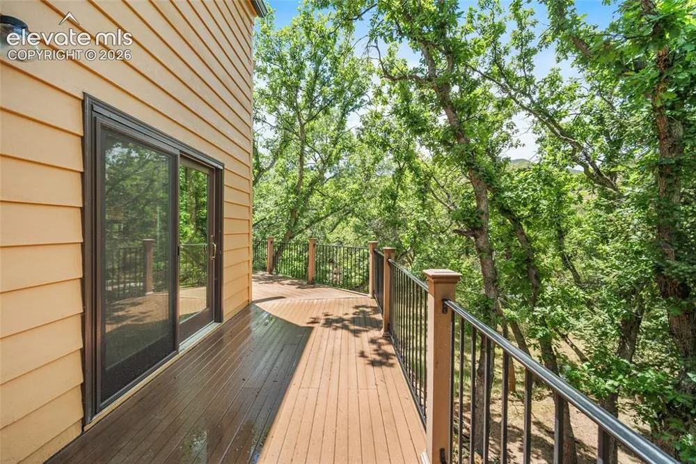 609 Crystal Hills Boulevard Manitou Springs, CO 80829