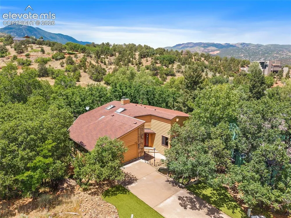 609 Crystal Hills Boulevard Manitou Springs, CO 80829