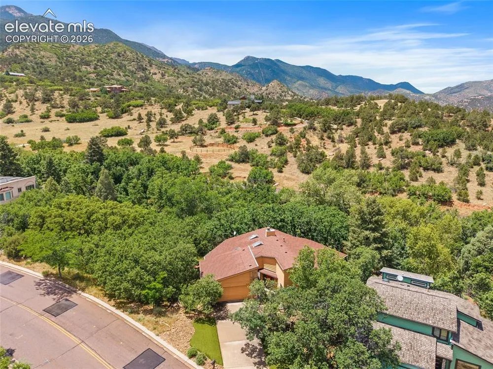 609 Crystal Hills Boulevard Manitou Springs, CO 80829