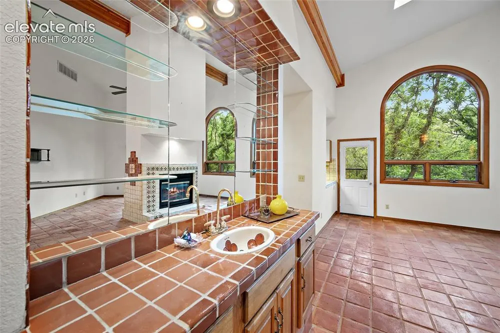609 Crystal Hills Boulevard Manitou Springs, CO 80829