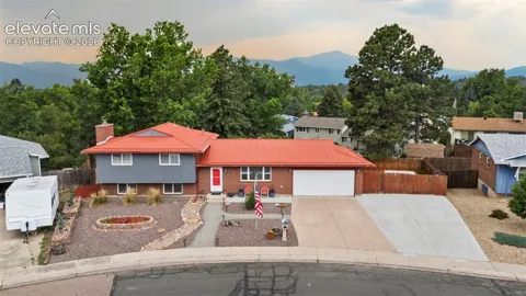 2110 Greenwich Circle