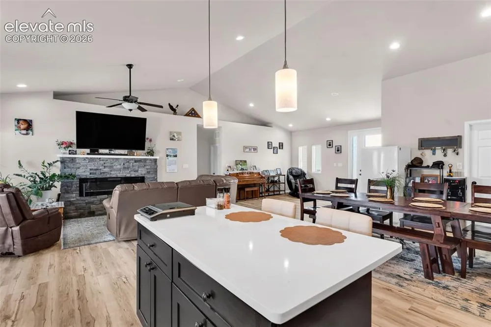 1673 Calle Rosa Drive Pueblo West, CO 81007