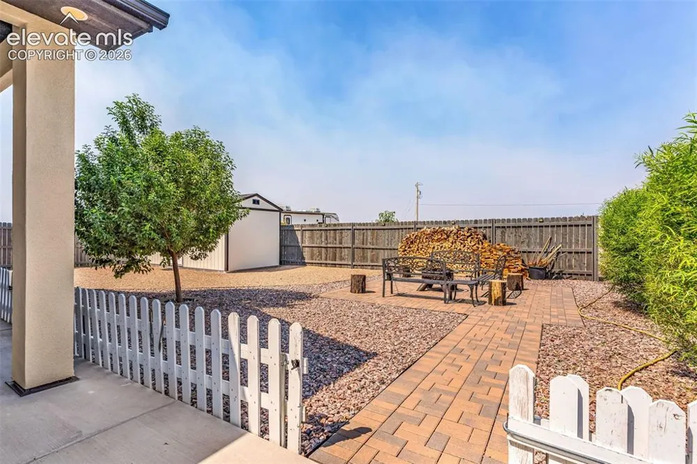 1673 Calle Rosa Drive Pueblo West, CO 81007