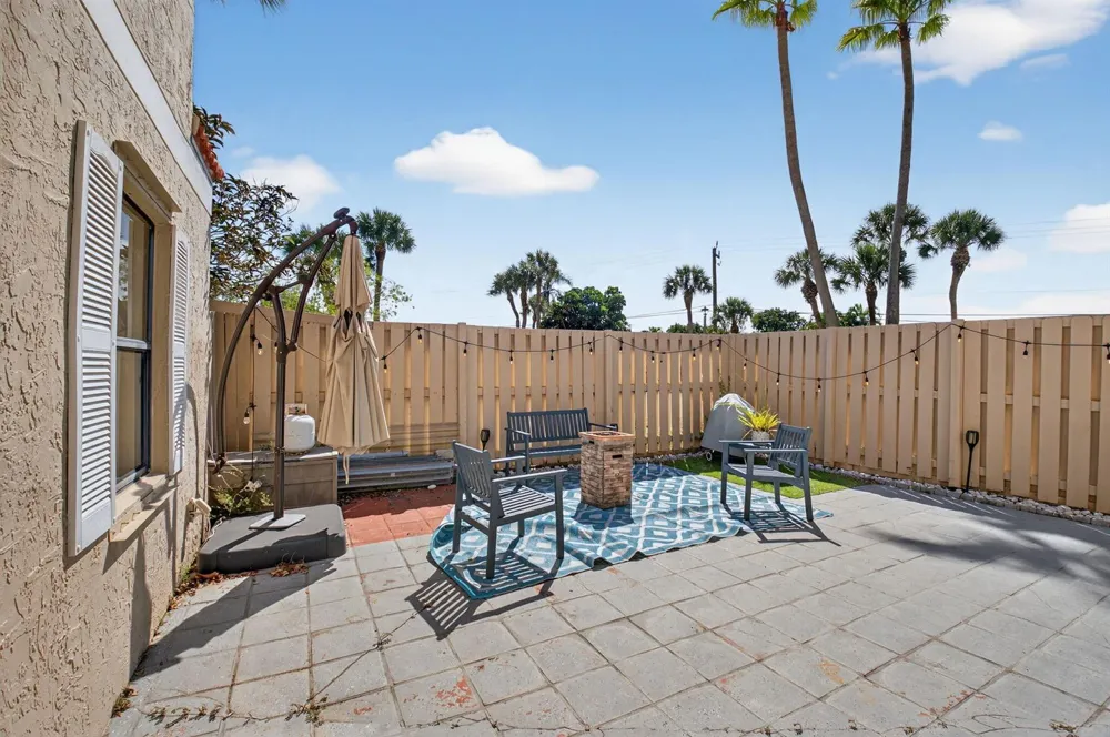 4310 Village Drive #D Delray Beach, FL 33445