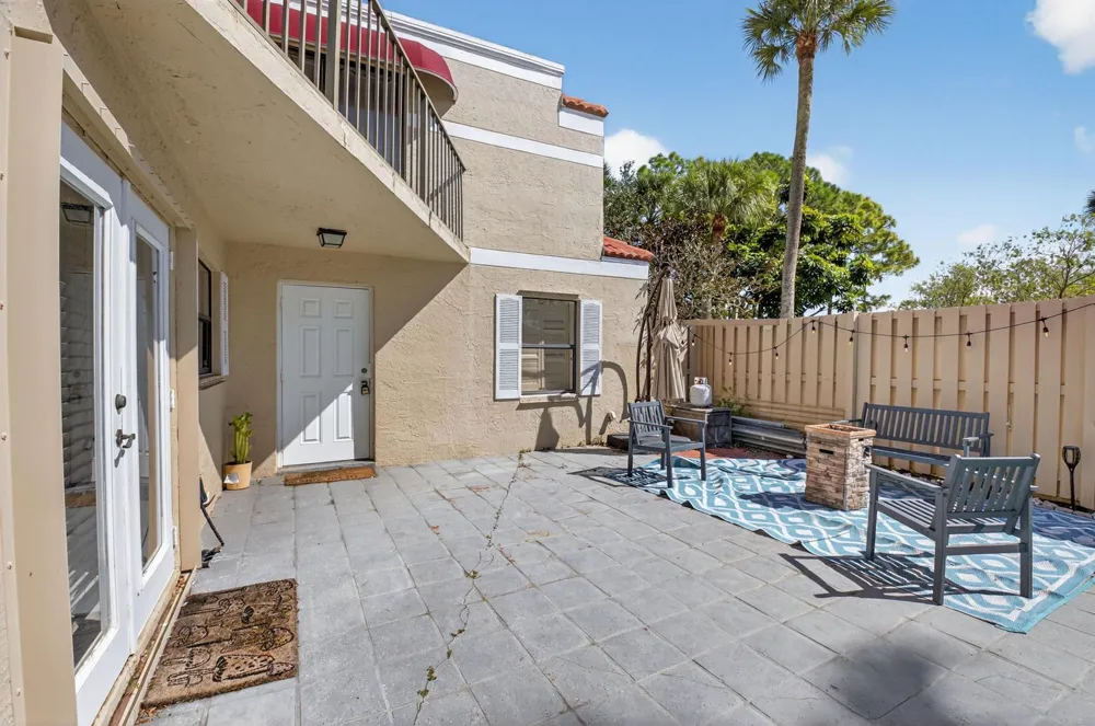4310 Village Drive #D Delray Beach, FL 33445