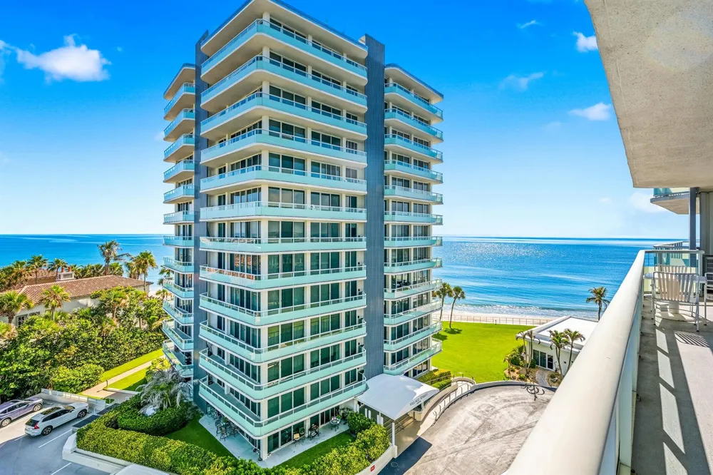 3554 Ocean Drive Vero Beach, FL 32963