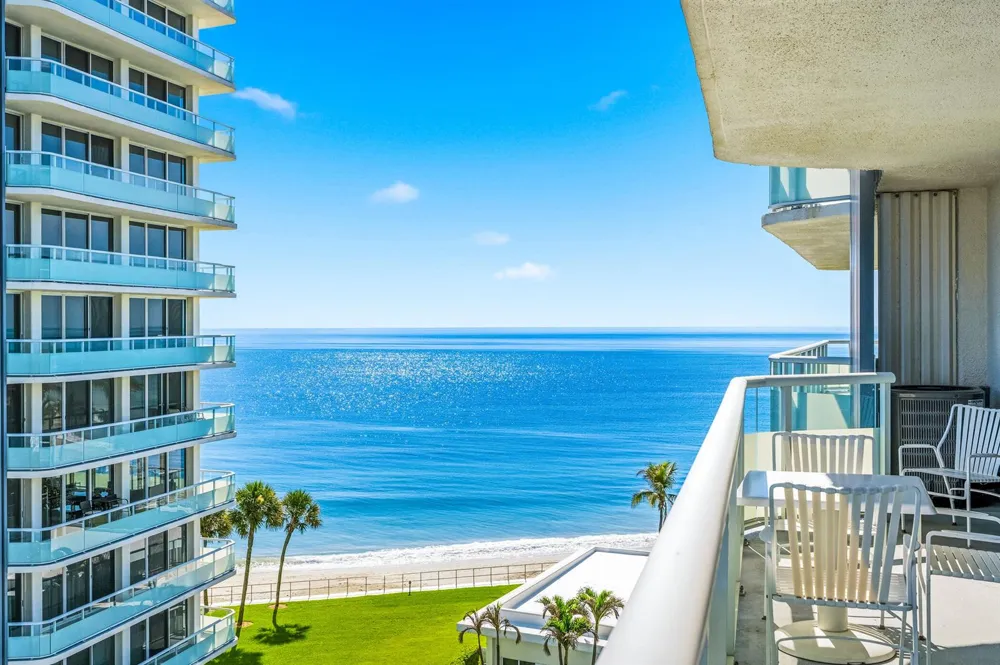 3554 Ocean Drive Vero Beach, FL 32963